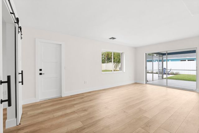3905 Flag Drive, Palm Beach Gardens, FL 33410
