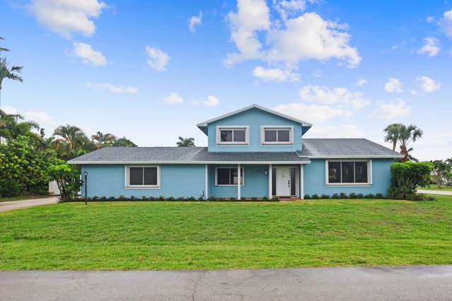 3905 Flag Drive, Palm Beach Gardens, FL 33410