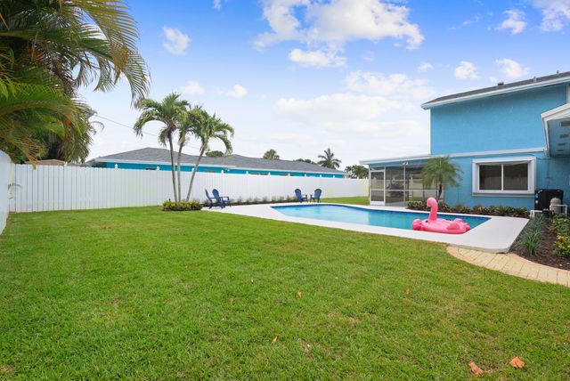 3905 Flag Drive, Palm Beach Gardens, FL 33410