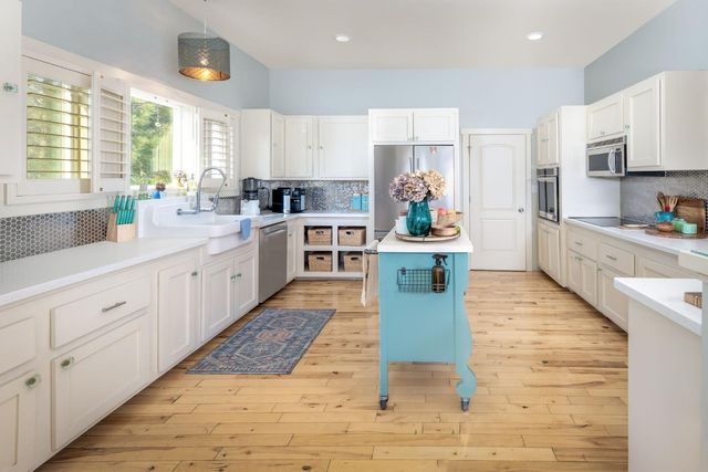 13579 Haas Ct, Rough And Ready, CA 95975