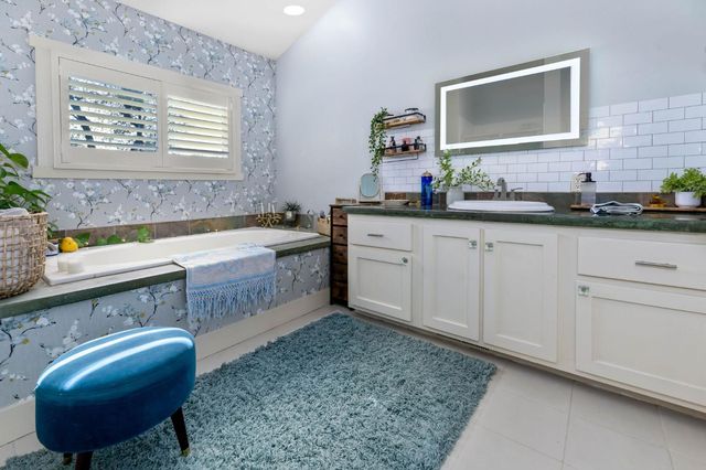 13579 Haas Ct, Rough And Ready, CA 95975