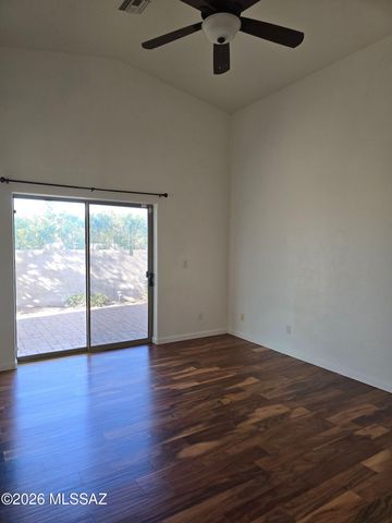 9035 E Calle Kuehn, Tucson, AZ 85715