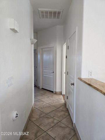 9035 E Calle Kuehn, Tucson, AZ 85715