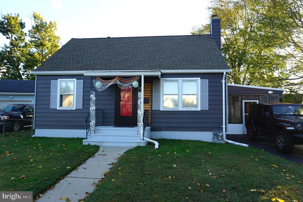 1 MAGUIRE RD, Hamilton, NJ 08690