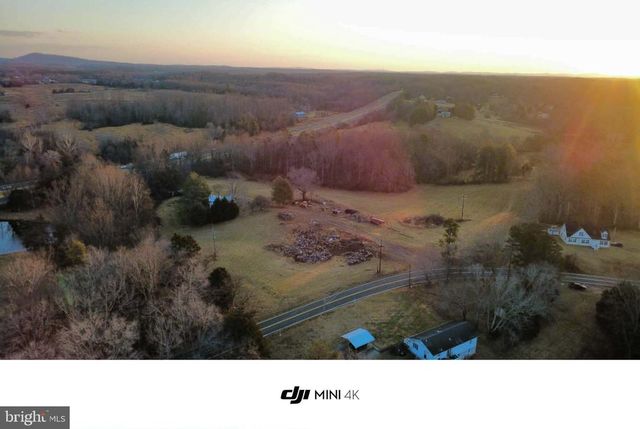 729 CELT RD, Stanardsville, VA 22973