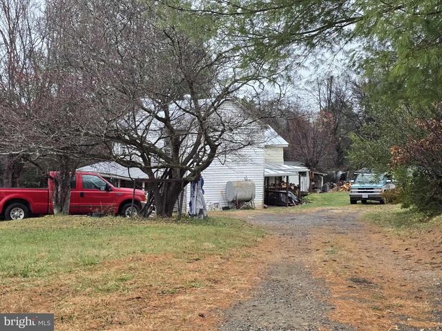 729 CELT RD, Stanardsville, VA 22973