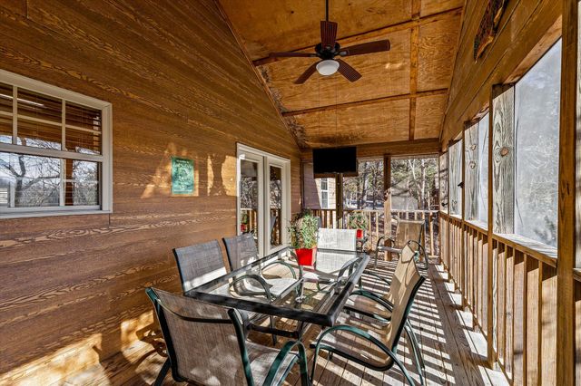 60 Mayberry Circle, Branson West, MO 65737