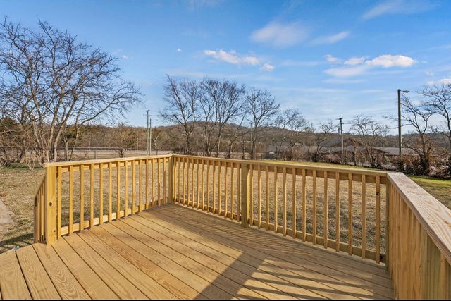 600 Lane Ct, Nashville, TN 37207