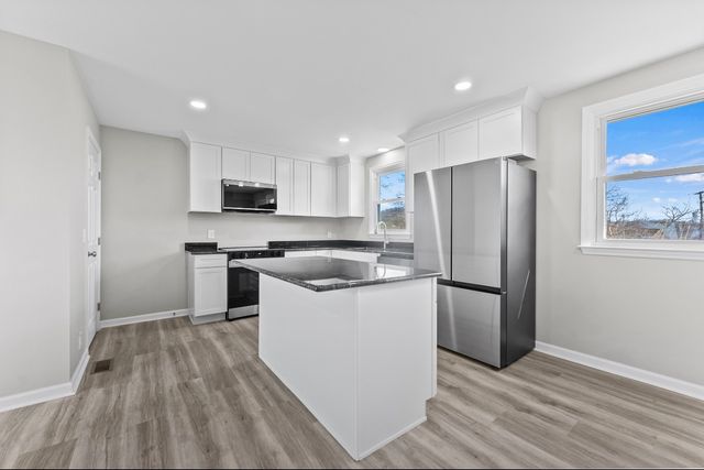 600 Lane Ct, Nashville, TN 37207