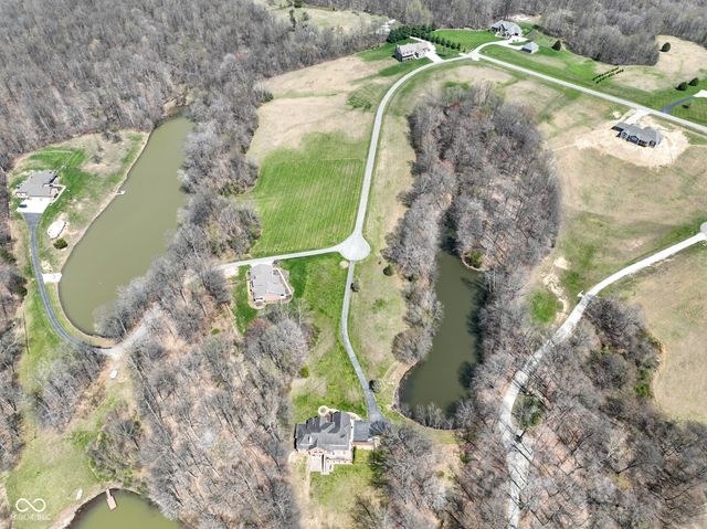 3271 Eagles Point, Martinsville, IN 46151