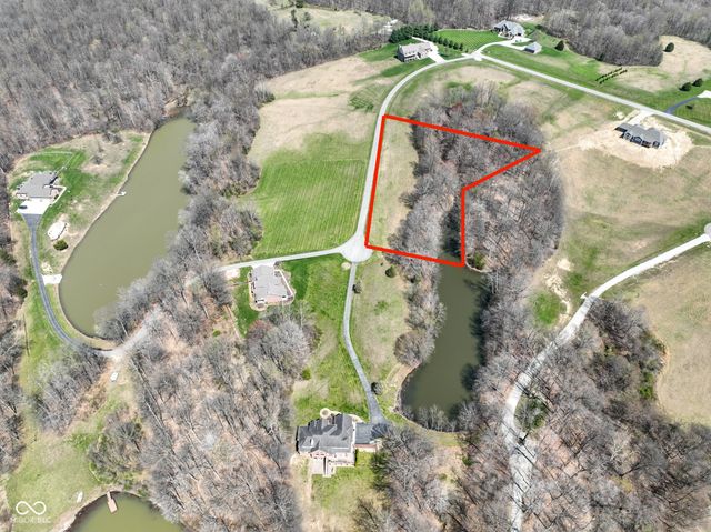 3271 Eagles Point, Martinsville, IN 46151