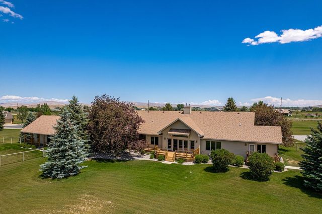 33 Road 3DX, Cody, WY 82414