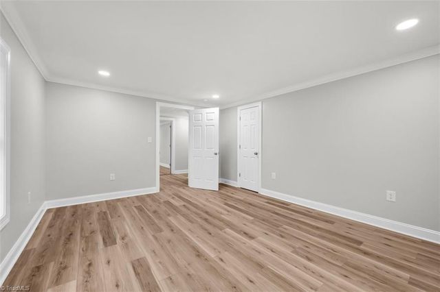 805 W 5th Avenue, Lexington, NC 27292