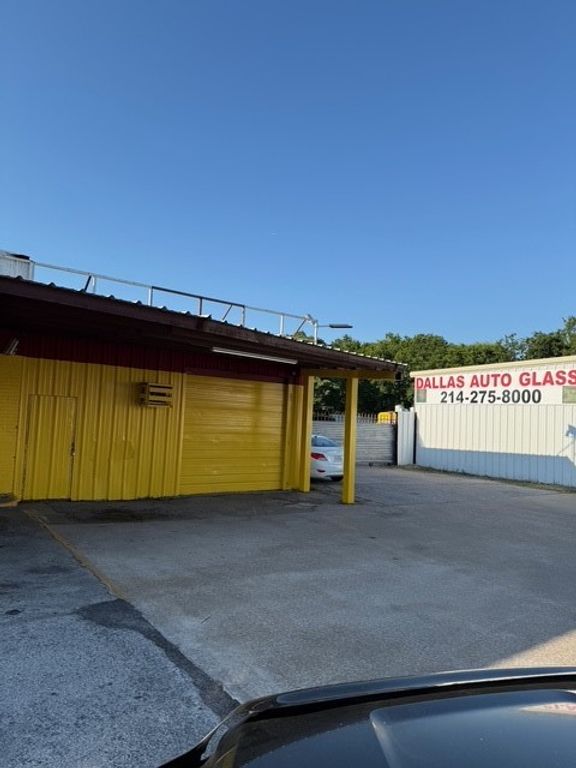3806 S Buckner Boulevard, Dallas, TX 75227