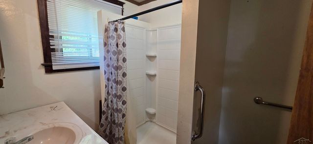 413 Waller Street, Saginaw, MI 48602