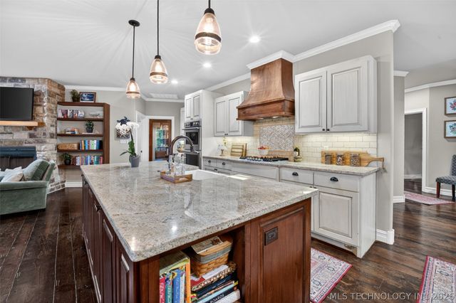 29141 E 21st Place S, Broken Arrow, OK 74014