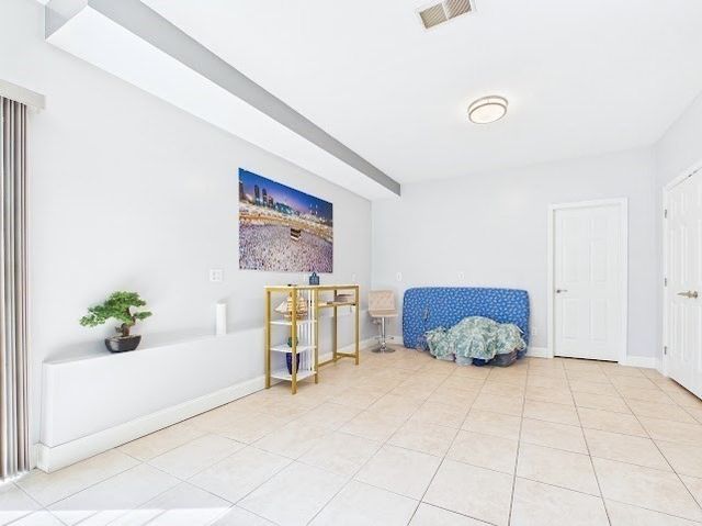 19 Abington Ln., Fall River, MA 02721