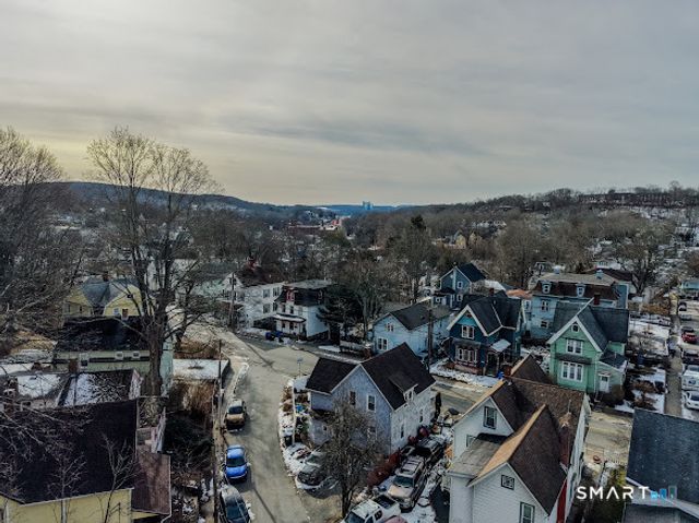 182 Broad Street, Norwich, CT 06360