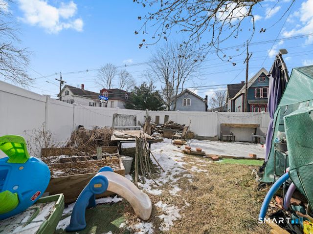 182 Broad Street, Norwich, CT 06360