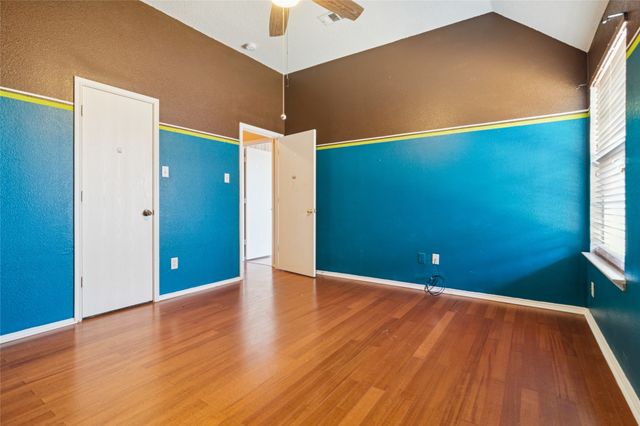 1071 Streamside Drive, Cedar Hill, TX 75104