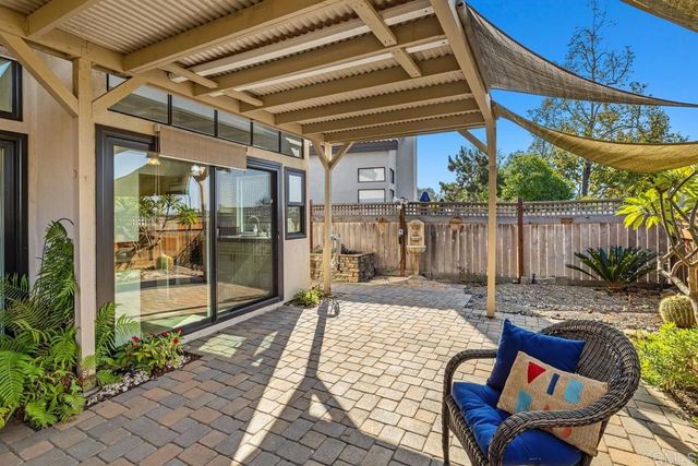 6371 Caminito Del Pastel, San Diego, CA 92111