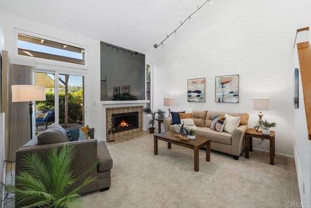 6371 Caminito Del Pastel, San Diego, CA 92111