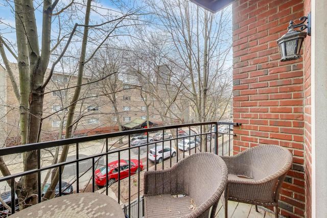 5526 N Winthrop Avenue 2N, Chicago, IL 60640