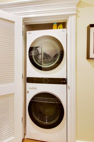 5526 N Winthrop Avenue 2N, Chicago, IL 60640