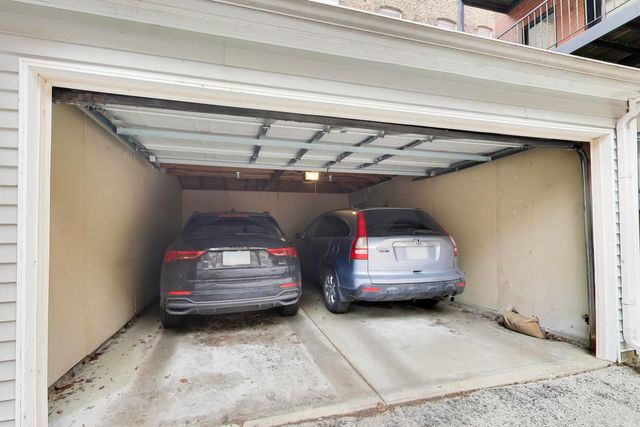 5526 N Winthrop Avenue 2N, Chicago, IL 60640