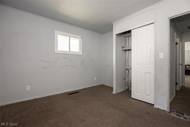 17614 Rook Circle, Cleveland, OH 44112