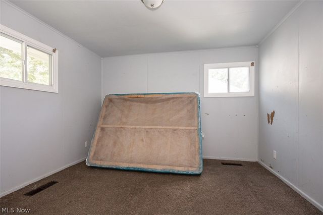 17614 Rook Circle, Cleveland, OH 44112