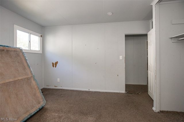 17614 Rook Circle, Cleveland, OH 44112
