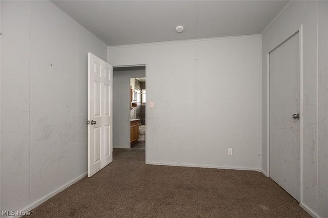 17614 Rook Circle, Cleveland, OH 44112