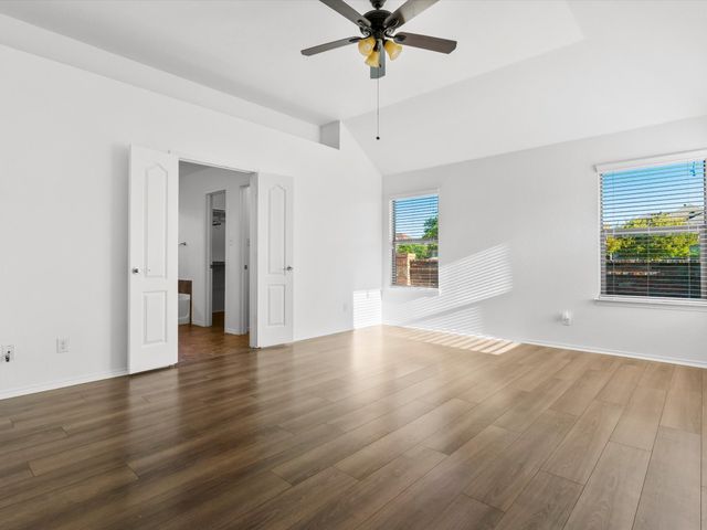 400 Elk Run Drive, Fort Worth, TX 76140