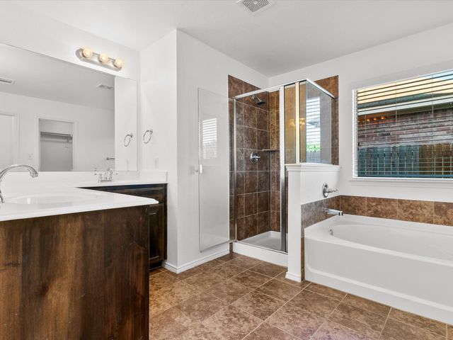 400 Elk Run Drive, Fort Worth, TX 76140