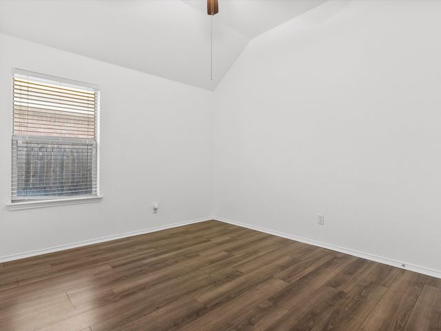 400 Elk Run Drive, Fort Worth, TX 76140