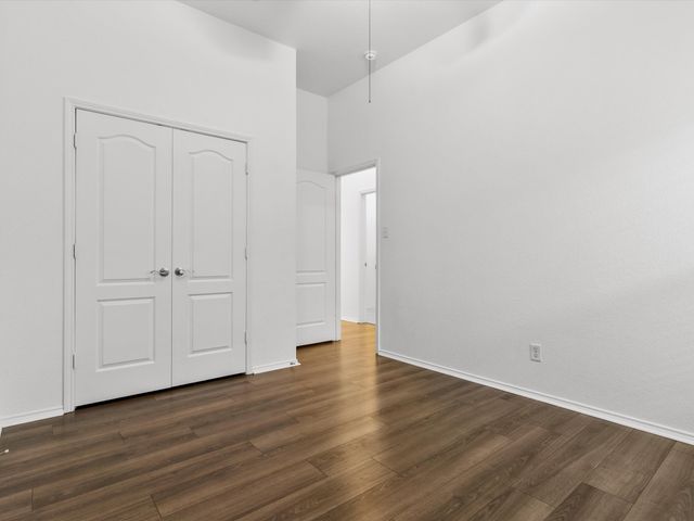 400 Elk Run Drive, Fort Worth, TX 76140