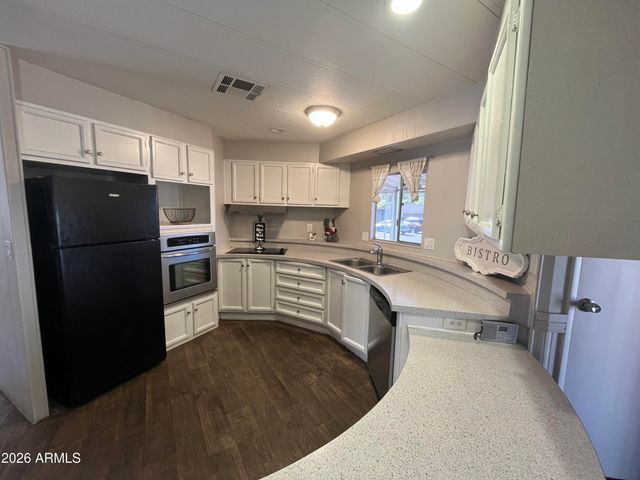 10960 N 67TH Avenue 155, Glendale, AZ 85304