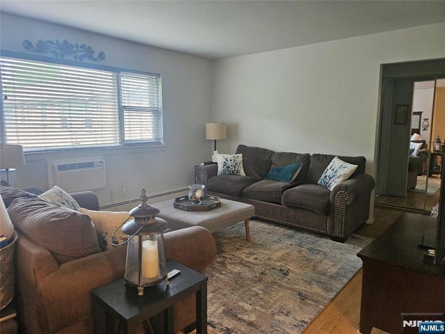 39-15 Dobrin Court, Fair Lawn, NJ 07410