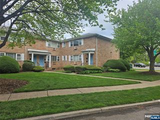 39-15 Dobrin Court, Fair Lawn, NJ 07410