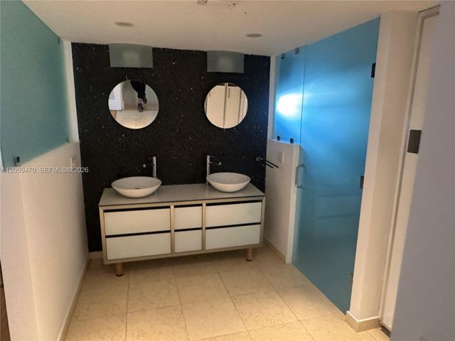 9273 Collins Ave 212, Surfside, FL 33154