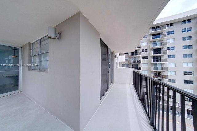 9273 Collins Ave 212, Surfside, FL 33154