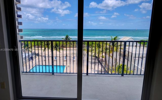 9273 Collins Ave 212, Surfside, FL 33154