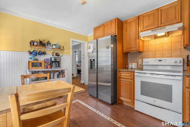 69 Fern Street, Bridgeport, CT 06606