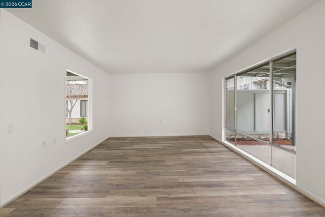 1168 Leisure Ln 1, Walnut Creek, CA 94595