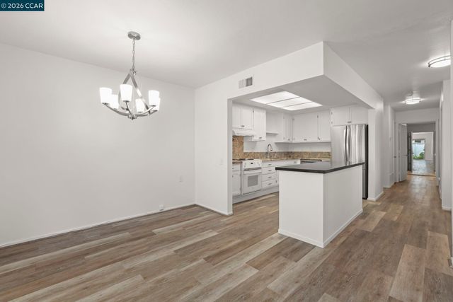 1168 Leisure Ln 1, Walnut Creek, CA 94595