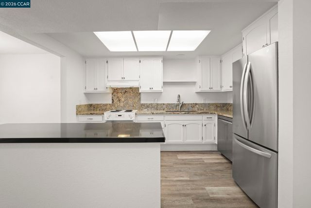 1168 Leisure Ln 1, Walnut Creek, CA 94595