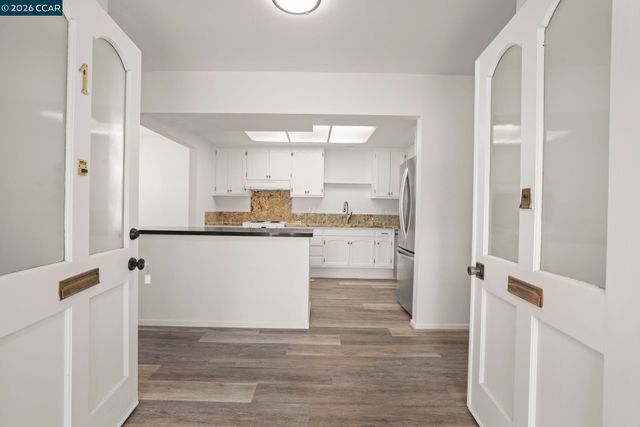 1168 Leisure Ln 1, Walnut Creek, CA 94595