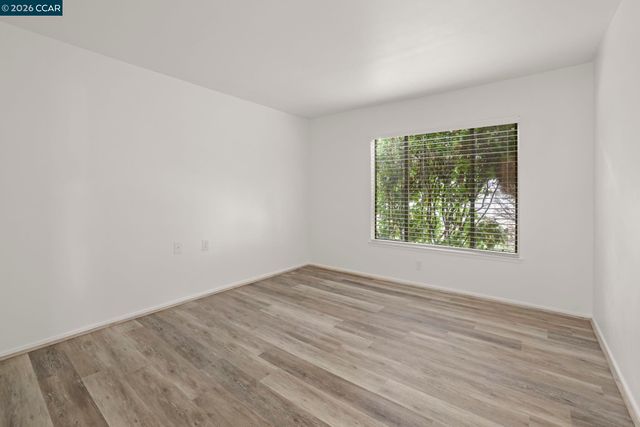 1168 Leisure Ln 1, Walnut Creek, CA 94595