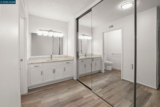 1168 Leisure Ln 1, Walnut Creek, CA 94595